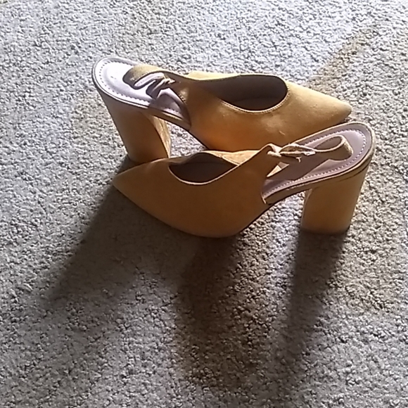 Shoes - Picture 3 of 3